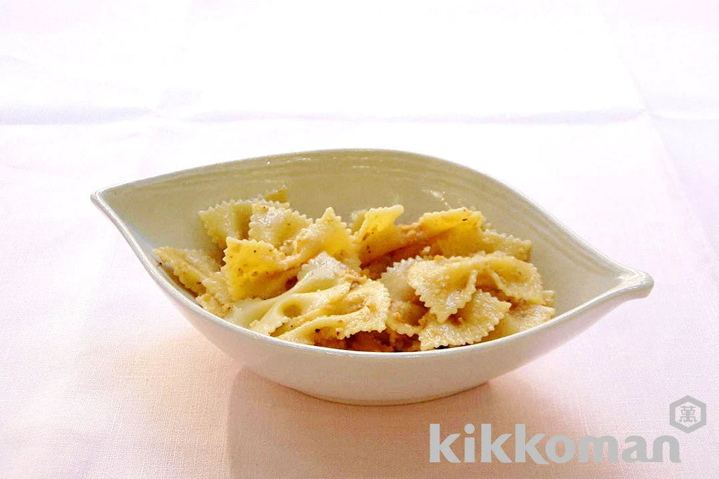 Pasta with Walnuts and Parmesan Cheese